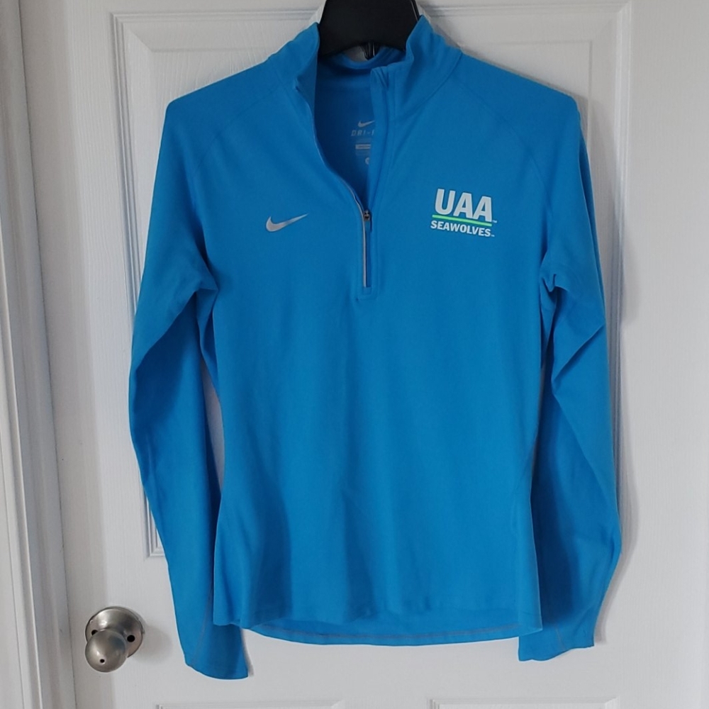 NWOT UAA Nike Dri-Fit Quarter Zip